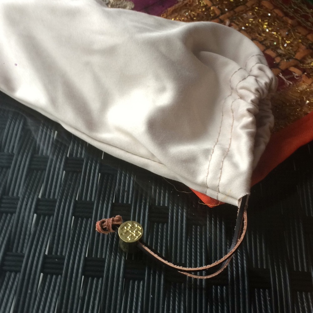 Tory Burch - Picture 4 of 8